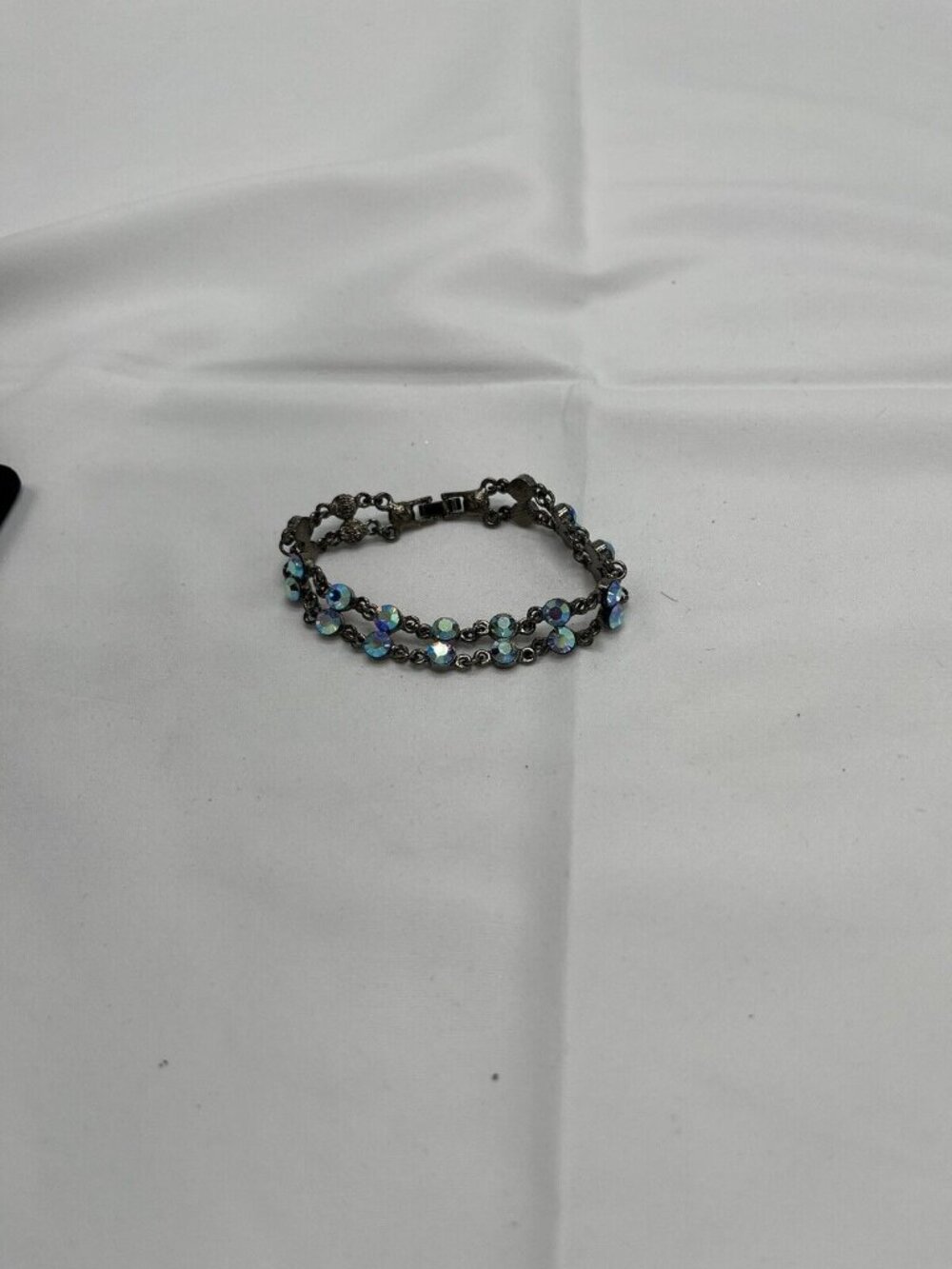 Vintage aurora borealis rhinestone bracelet Size 7